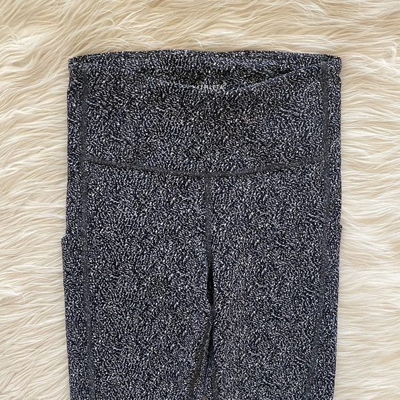 Athleta 7/8 Length Black With Static Ultimate Stash Textured Tights Leggings - Picture 3 of 13